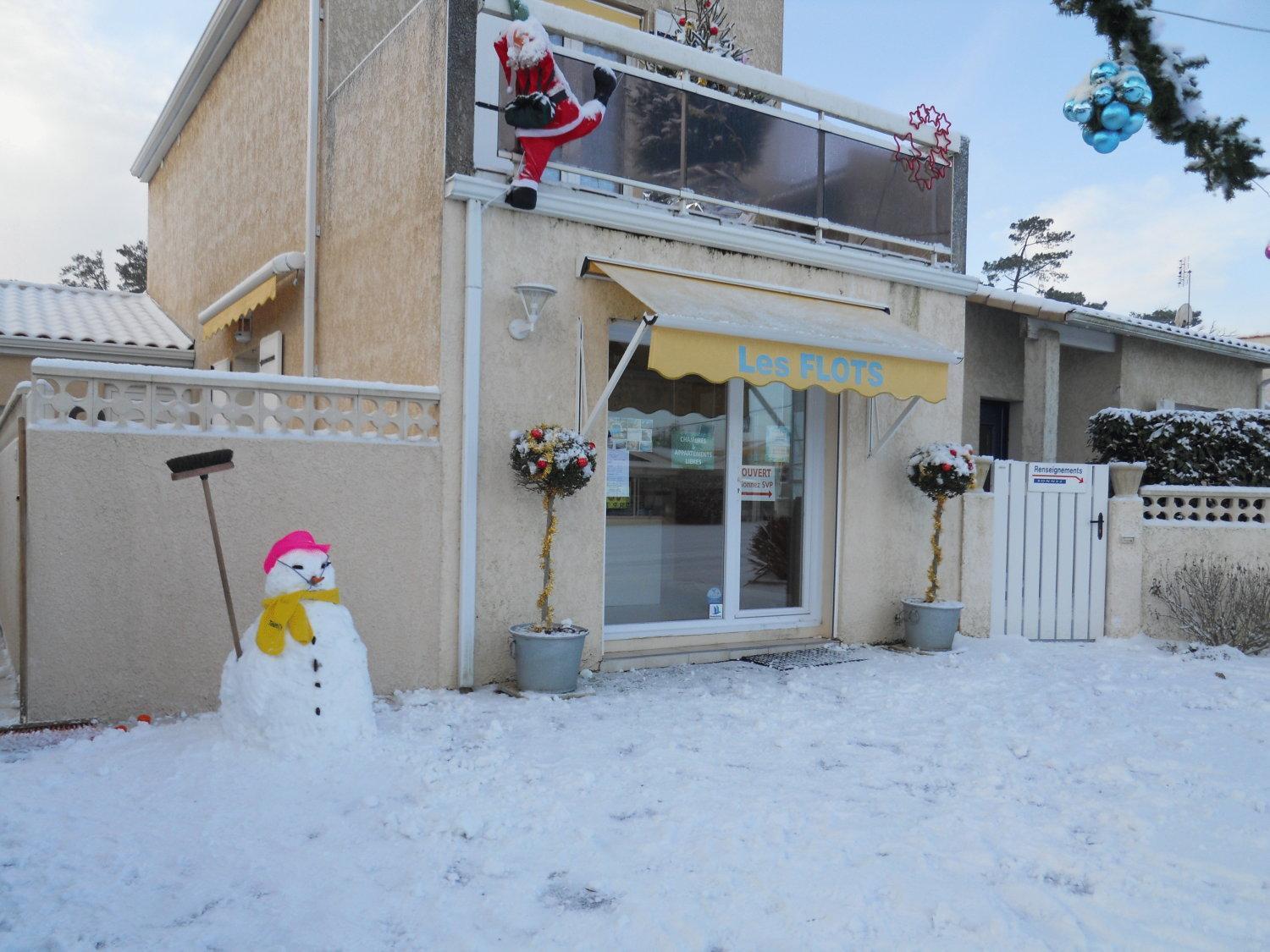 Hotel Residence Les Flots سانت باليه سور مير المظهر الخارجي الصورة